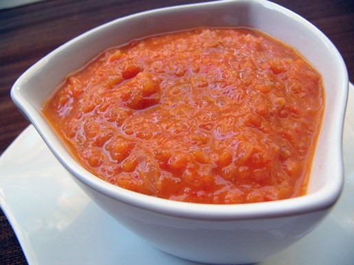 Томатный соус с овощами